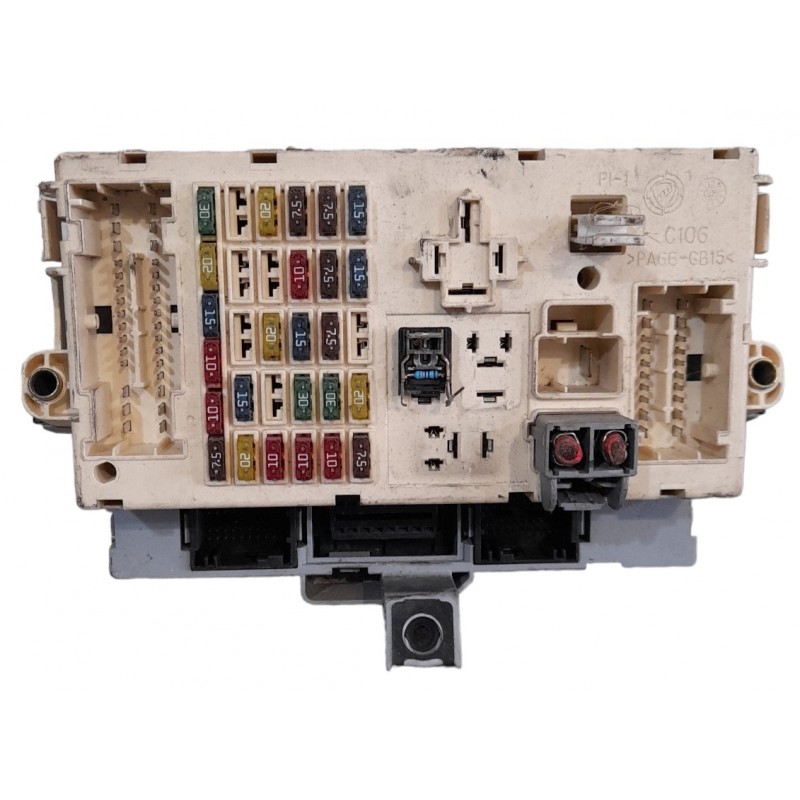 Scatola fusibili 51715848 Fiat Stilo 2001-2010 - Centralina - 1 Scatola fusibili 51715848 Fiat Stilo 2001-2010 - Centralina - 1