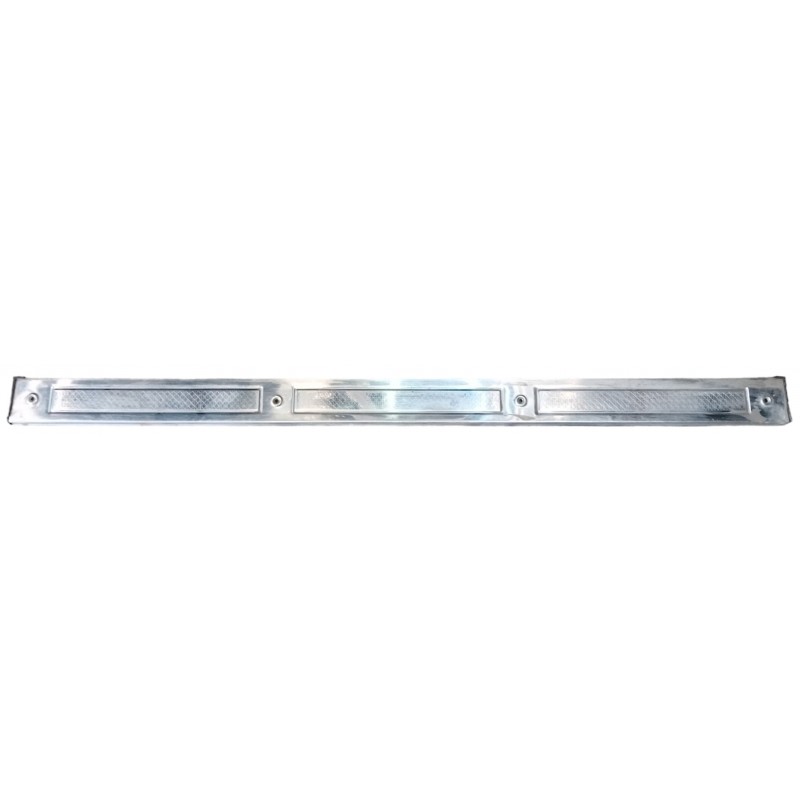 Battitacco anteriore sinistro Lancia Beta 2.0 Hpe 120cv 1978-1981 - Griglie e modanature - 1 Battitacco anteriore sinistro Lancia Beta 2.0 Hpe 120cv 1978-1981 - Griglie e modanature - 1