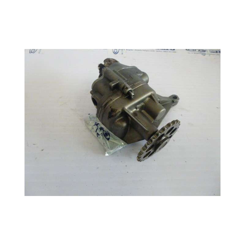 Pompa Olio A6111810047 Mercedes C W203 220 CDI - Pompa olio - 1 Pompa Olio A6111810047 Mercedes C W203 220 CDI - Pompa olio - 1