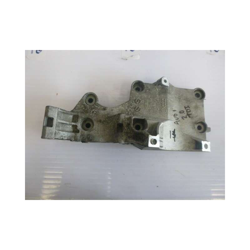 Supporto alternatore RQ3G903143A Audi 2.0 TDI - Supporto - 1