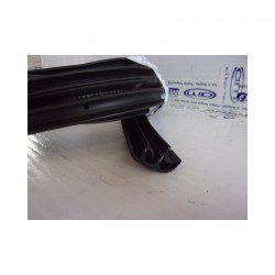Guarnizione Porta Ant. Dx Ford Focus III Sw - Varie3 - 2 Guarnizione Porta Ant. Dx Ford Focus III Sw - Varie3 - 2
