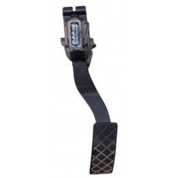 Pedale acceleratore...