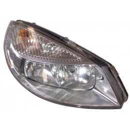 Proiettore anteriore destro...