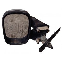 Specchietto retrovisore...