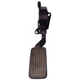 Pedale acceleratore...