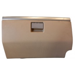 Vano cassetto portaoggetti...