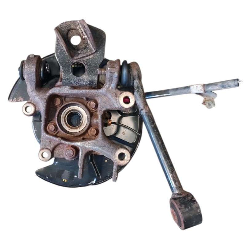 Fusello montante posteriore destro Toyota Rav4 2.2 D4D 2010-2013 - Fusello/Montante - 1 Fusello montante posteriore destro Toyota Rav4 2.2 D4D 2010-2013 - Fusello/Montante - 1