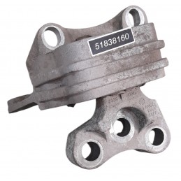 Supporto motore anteriore...