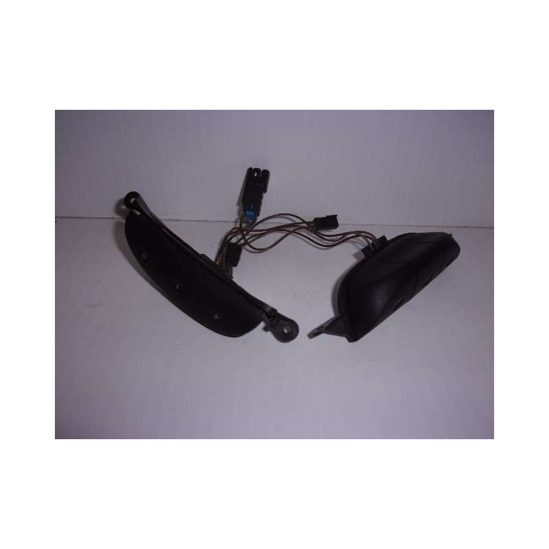 Comandi volante 90561159 Opel Zafira A - Varie2 - 1 Comandi volante 90561159 Opel Zafira A - Varie2 - 1