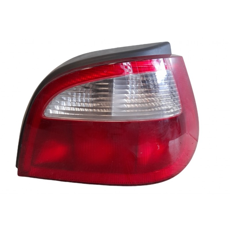 Fanale posteriore destro 7700428321 Renault Megane 1995-1999 - Fanale posteriore - 1 Fanale posteriore destro 7700428321 Renault Megane 1995-1999 - Fanale posteriore - 1