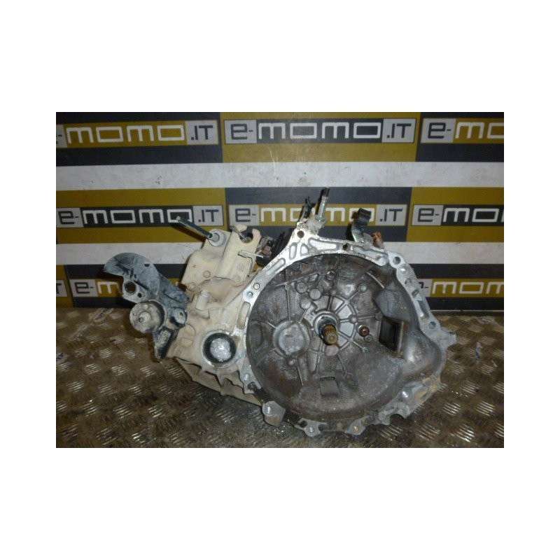 Cambio Toyota Yaris 1.4 D4D 2004 - Cambio - 1