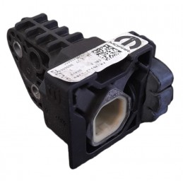 Supporto radiatore destro Alfa Romeo Giulia 2.2 turbo 110Kw 2016 in poi - Supporto - 2 Supporto radiatore destro Alfa Romeo Giulia 2.2 turbo 110Kw 2016 in poi - Supporto - 2