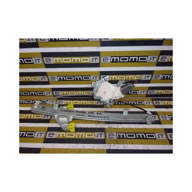 Alzavetro ant. Dx. 0130822203 Nissan Micra K12 2002 - 2010 - Motorino alzavetro - 1 Alzavetro ant. Dx. 0130822203 Nissan Micra K12 2002 - 2010 - Motorino alzavetro - 1