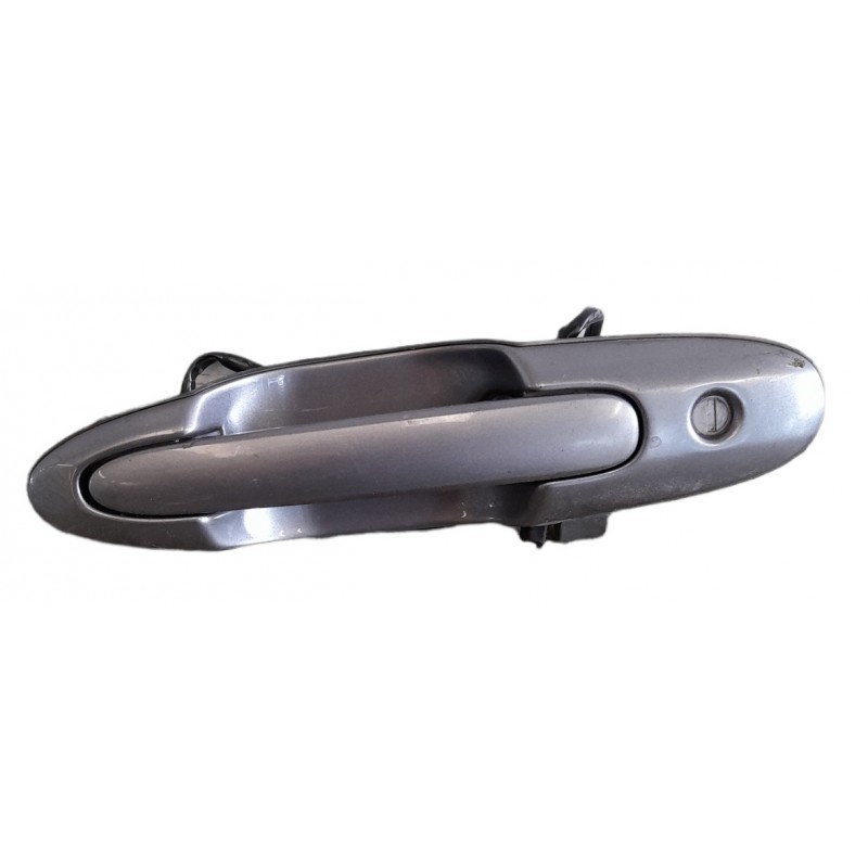 Maniglia esterna porta anteriore destra Mazda MPV 2.0 diesel 1999-2006 - Maniglia - 1 Maniglia esterna porta anteriore destra Mazda MPV 2.0 diesel 1999-2006 - Maniglia - 1