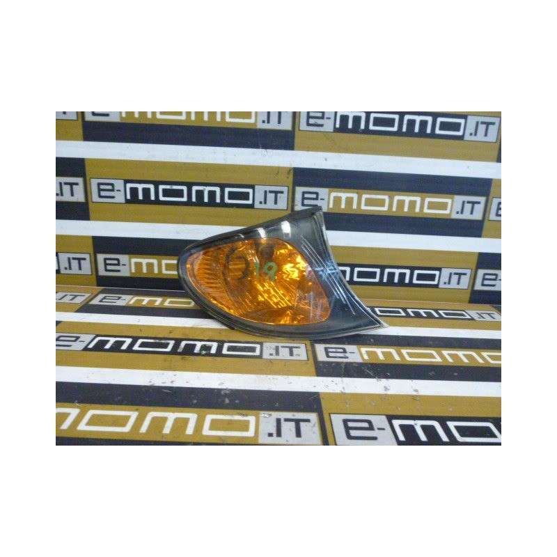 Fanalino anteriore destro 6910980 Bmw Serie 3 E46 restyling 2001-2004 - Illuminazione - 1 Fanalino anteriore destro 6910980 Bmw Serie 3 E46 restyling 2001-2004 - Illuminazione - 1