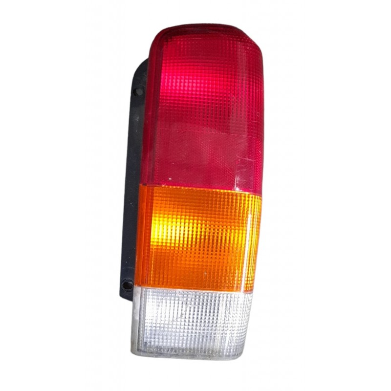 Fanale posteriore destro Jeep Cherokee XJ 4.0 benzina 1984-2001 - Fanale posteriore - 1 Fanale posteriore destro Jeep Cherokee XJ 4.0 benzina 1984-2001 - Fanale posteriore - 1