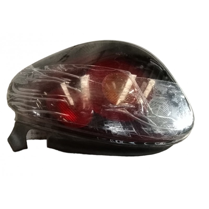Fanale posteriore destro 7779097 Fiat Bravo 1995-2002 - Proiettore anteriore - 1 Fanale posteriore destro 7779097 Fiat Bravo 1995-2002 - Proiettore anteriore - 1