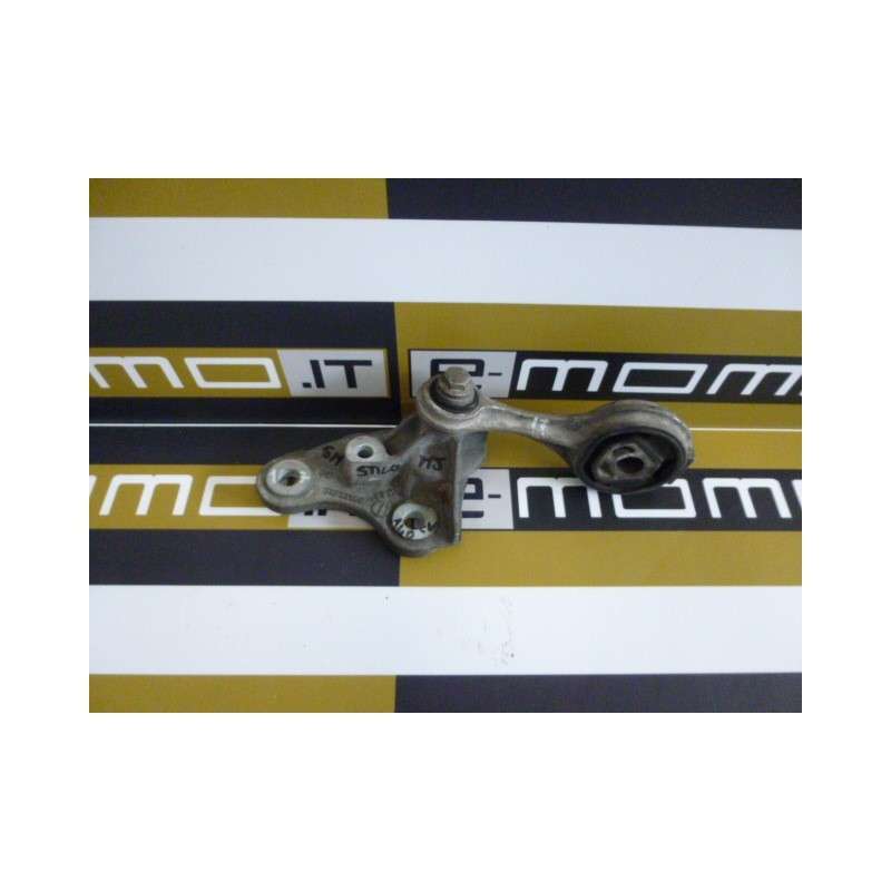 Supporto motore cod. 51732186 Fiat Stilo 1.9 multijet 16V 140CV 2001 - 2010 - Supporto - 1 Supporto motore cod. 51732186 Fiat Stilo 1.9 multijet 16V 140CV 2001 - 2010 - Supporto - 1