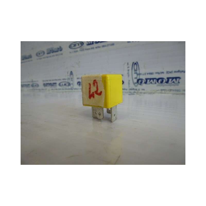 Rele 90226846 Opel 12V 70A 4 pin - Relè - 1