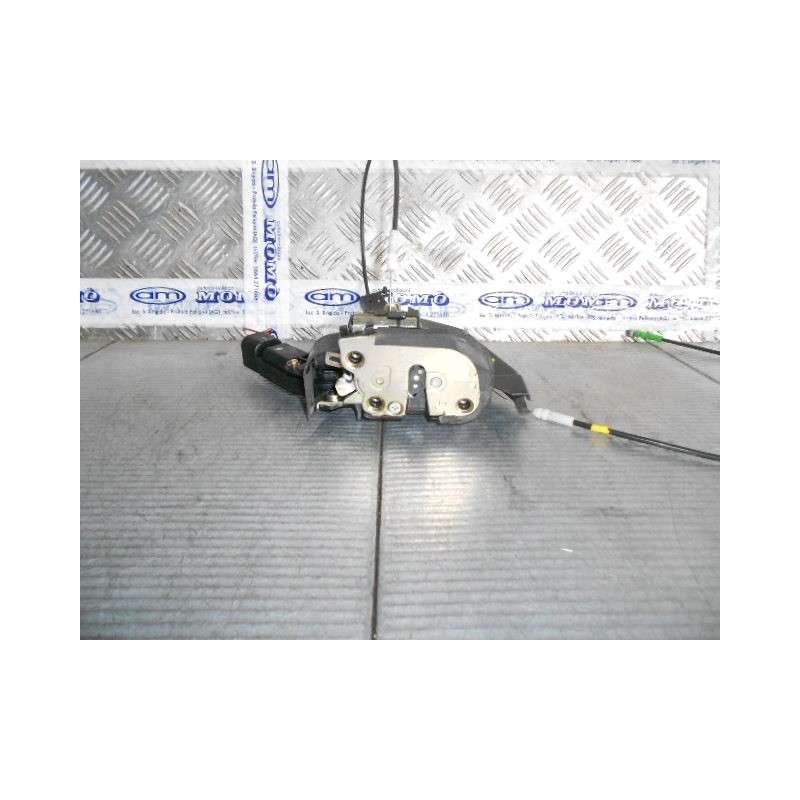 Serratura porta posteriore Sx Toyota Corolla 1993-2001 - Serratura - 1