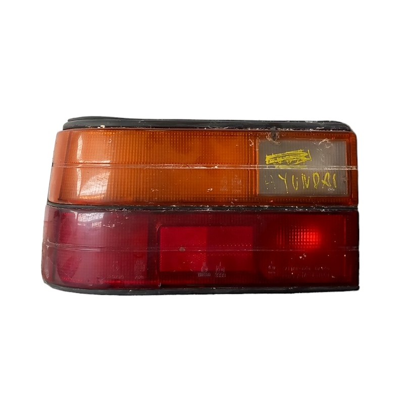 Fanale posteriore sinistro Hyundai Pony 2 1982-1990 - Fanale posteriore - 1 Fanale posteriore sinistro Hyundai Pony 2 1982-1990 - Fanale posteriore - 1