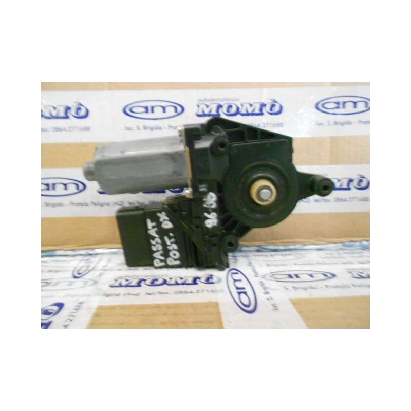 Motorino alzavetro posteriore Dx 0130821696 Volkswagen Passat 1996-2000 - Motorino alzavetro - 1