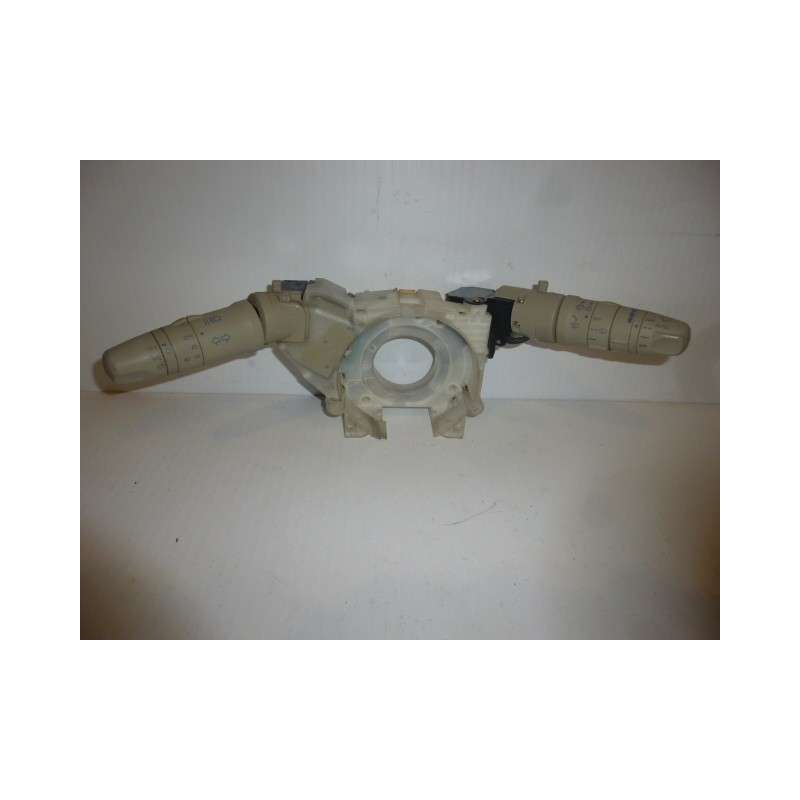 Devioluci 25560AX620 Nissan Micra K12 bianco 2002-2010 - Devioluci - 1