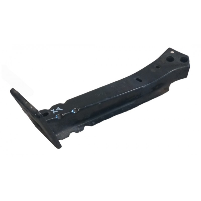 Supporto puntale culla anteriore destro Fiat Panda 312 1.3 multijet 4x4 95 cv 2012 - Supporto - 1 Supporto puntale culla anteriore destro Fiat Panda 312 1.3 multijet 4x4 95 cv 2012 - Supporto - 1
