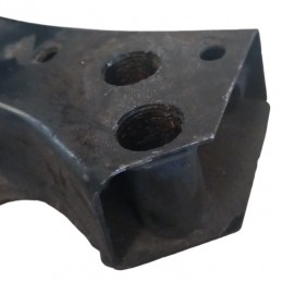 Supporto puntale culla anteriore destro Fiat Panda 312 1.3 multijet 4x4 95 cv 2012 - Supporto - 2 Supporto puntale culla anteriore destro Fiat Panda 312 1.3 multijet 4x4 95 cv 2012 - Supporto - 2